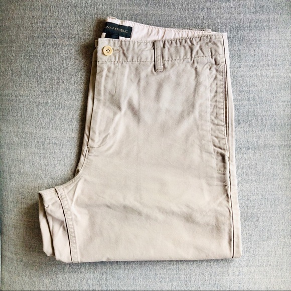 Banana Republic Other - BANANA REPUBLIC TAN SHORTS